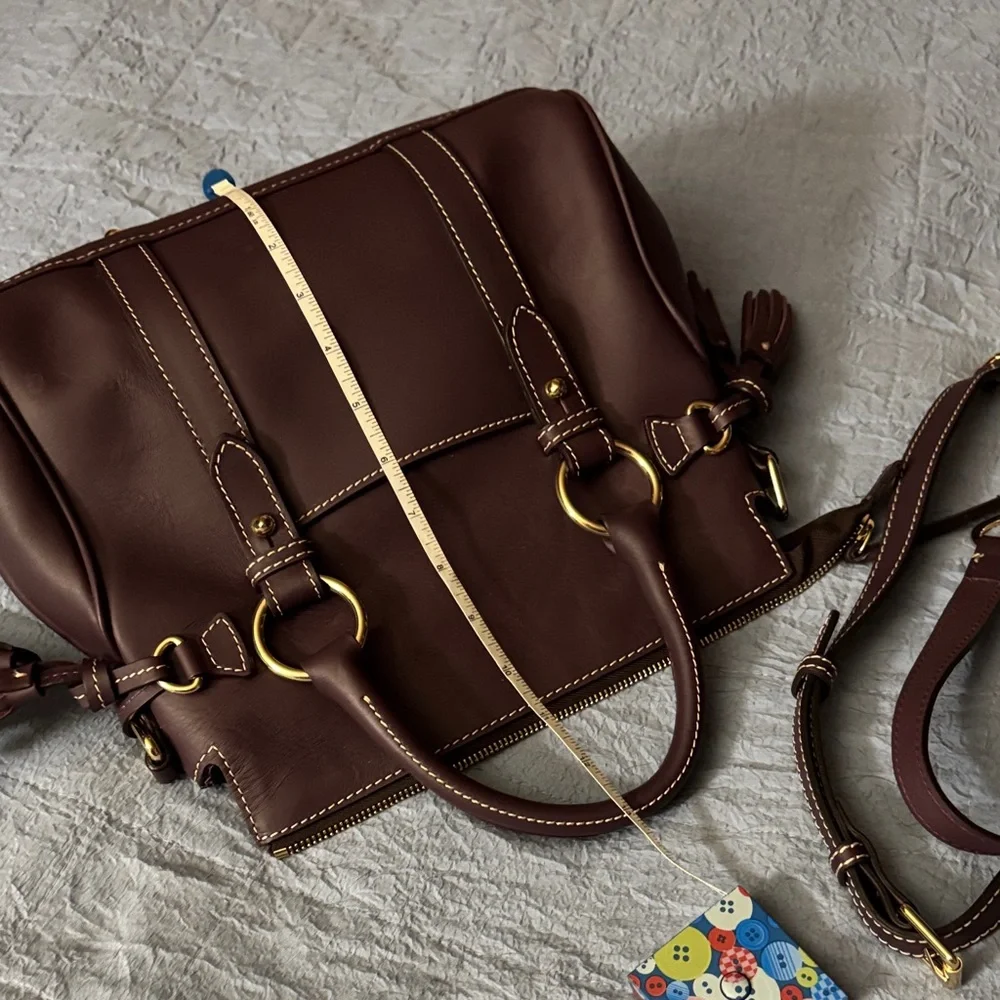 Dooney & Bourke plum satchel - Picture 6 of 6